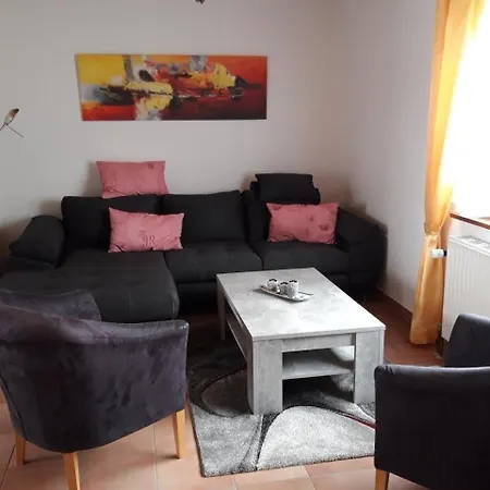 Renovierter Bungalow In Doermbach Holiday home *